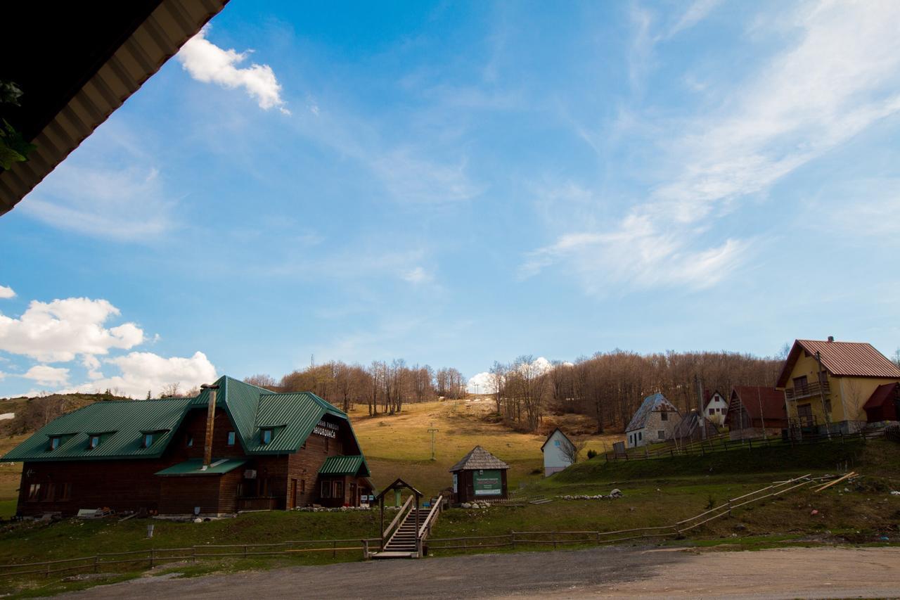 Macondo House Žabljak Buitenkant foto